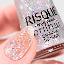 Esmalte Risqué Glitter Livre Para Brilhar Capricha no Glow
