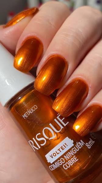 Esmalte Cobre Risqué Comigo Ninguém Cobre Metálico 8ml