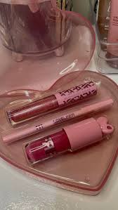 LOVE KIT GLOSS LABIAL E LÁPIS LABIAL BY FRANCINY EHLKE