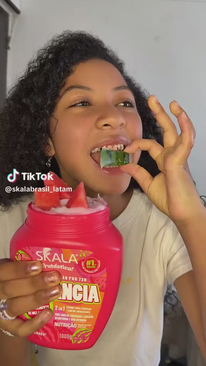 Crema Acondicionadora Melancia Frutástica 1L